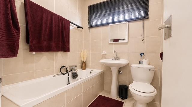 6 Bedroom Property for Sale in Dan Pienaar Free State
